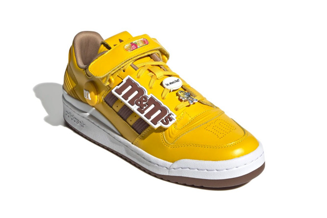 M&Ms Sneaker Low - Adidas - in gelb